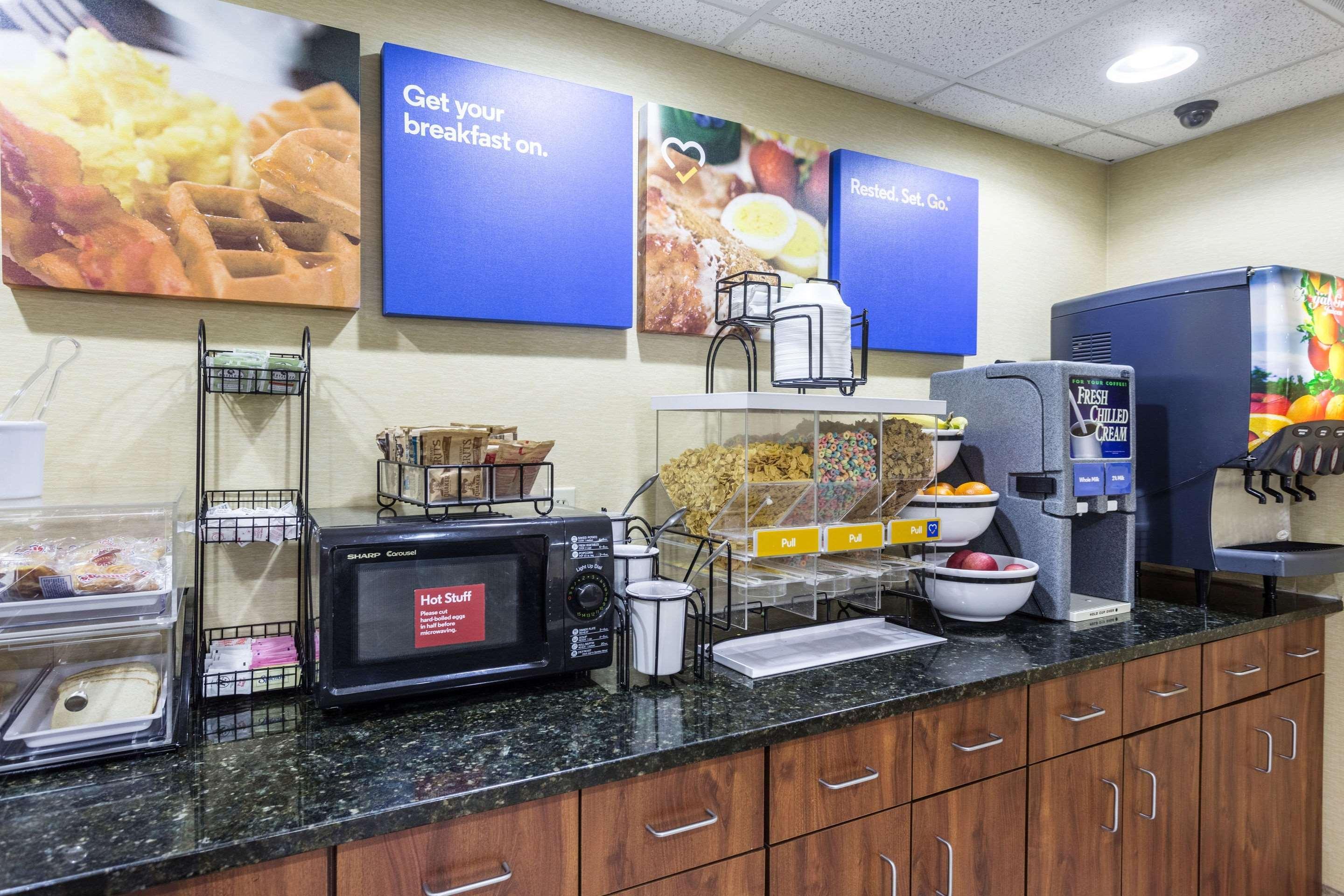 Comfort Inn Decatur Priceville Экстерьер фото